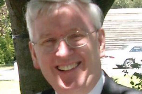 Dr Brian Symonds